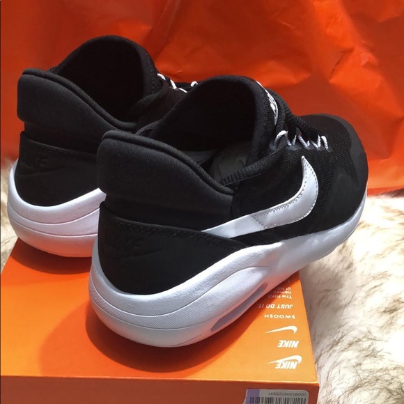 🆕 Nike Air Max Sasha New - Black/white - NIB - Picture 4 of 5